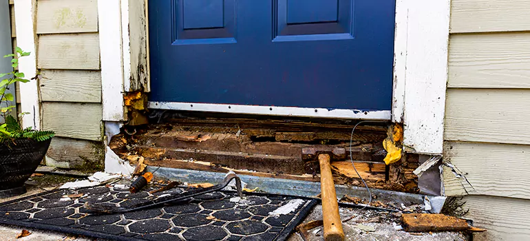 Broken Door Jamb Repair in Egypt Lake-Leto, FL
